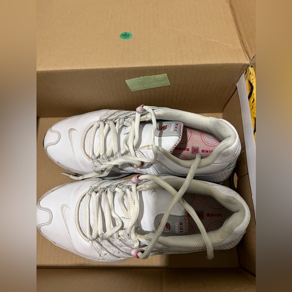 Nike Women's Sneakers - Picture 3 of 4